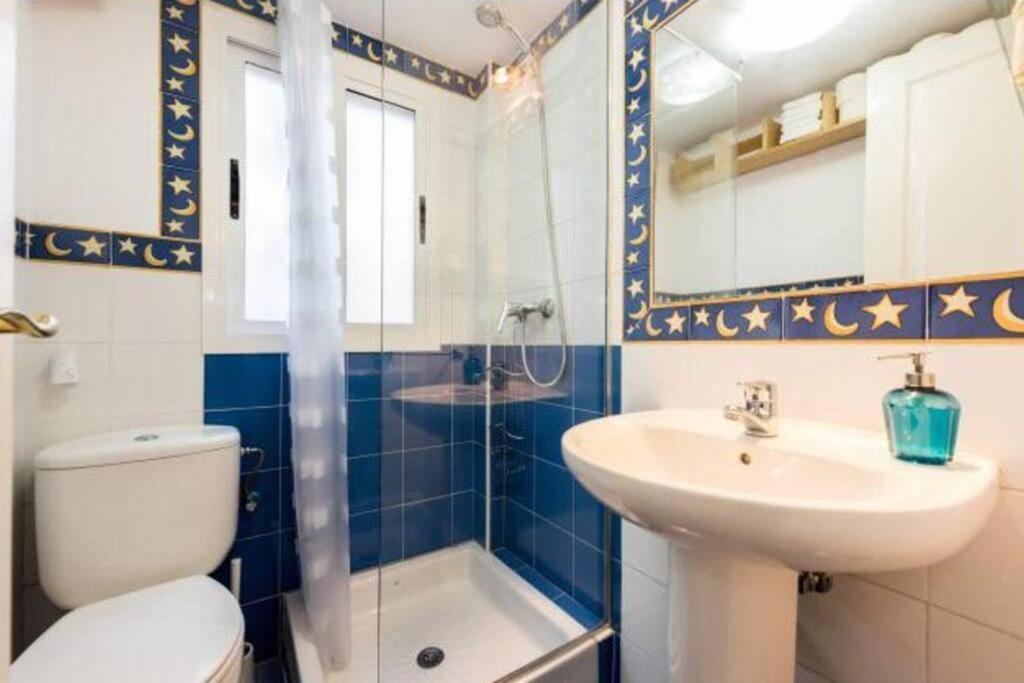Luminoso Apartamento En Lavapies-Tirso De Molina Madrid Exteriör bild